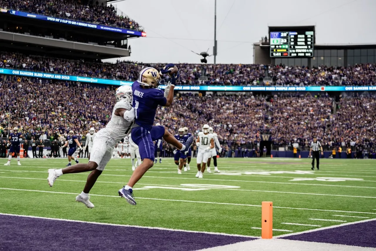 Washington beat Oregon, and you had to hear it to believe it